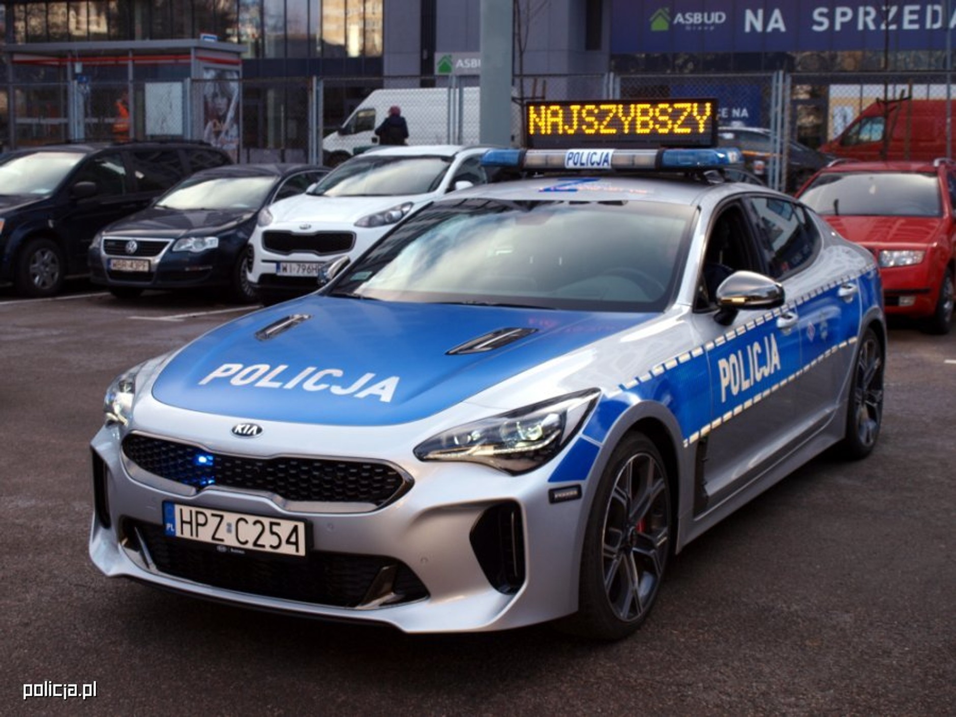 Policyjna Kia Stinger