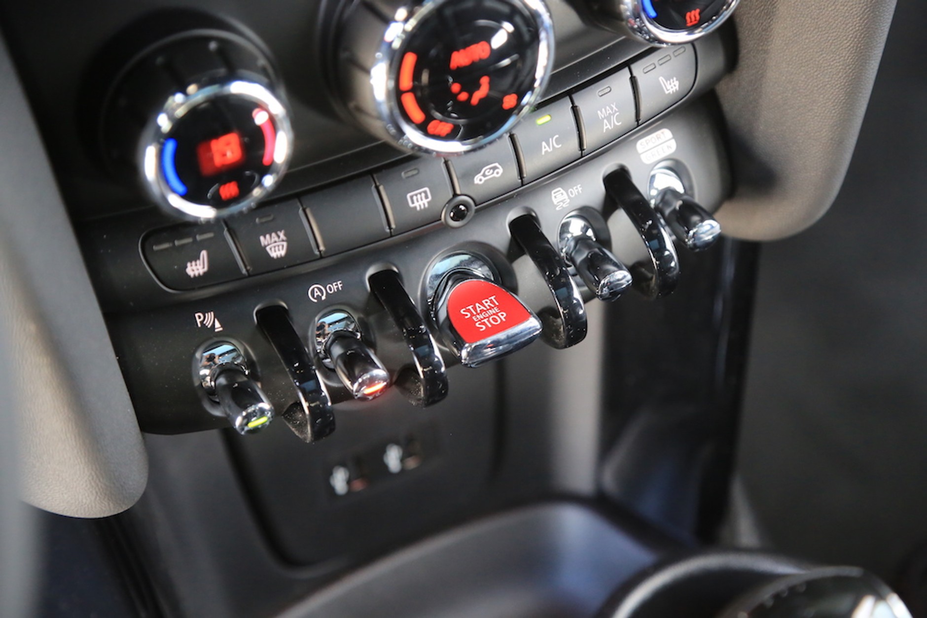 Mini Cooper S – wcale nie takie małe