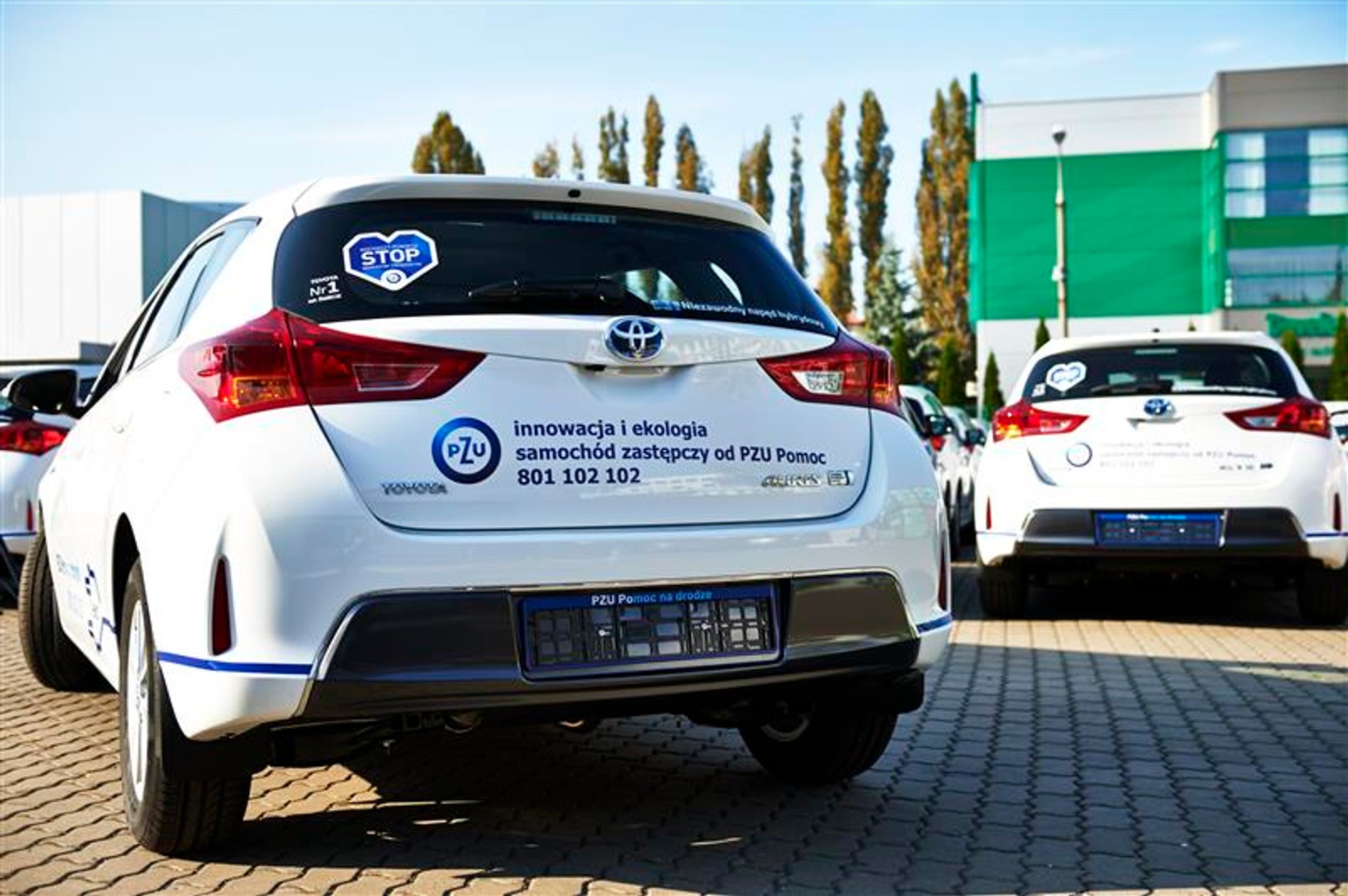 Zastępcze hybrydowe Aurisy w PZU