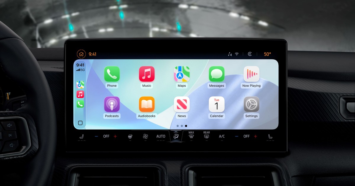 Apple CarPlay z systemem iOS 26