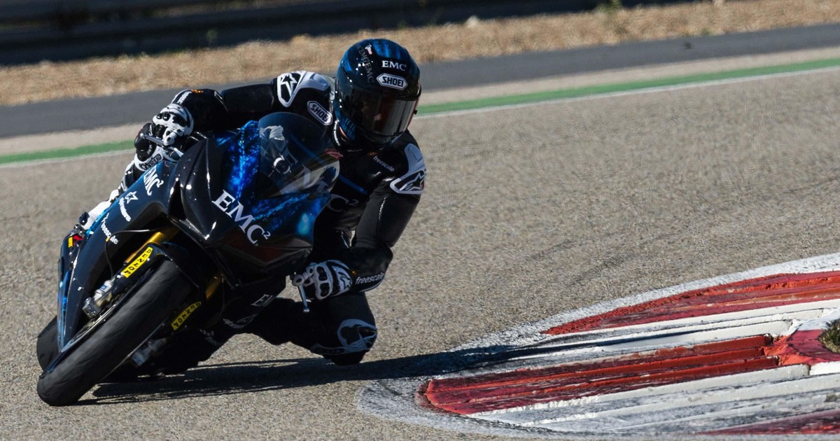 John McGuinness podczas testu EMC