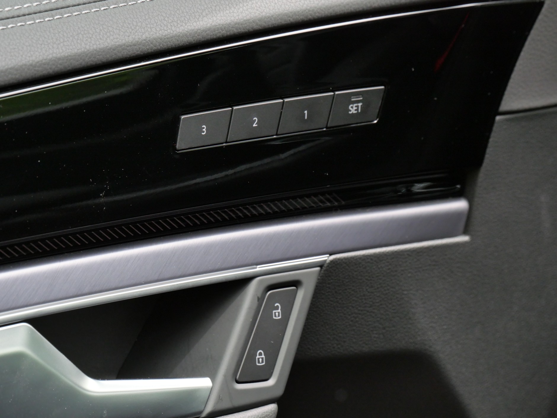 Volkswagen Touareg 3.0 V6 TDI 286 KM