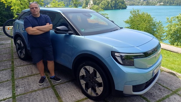 Podczas pierwszych jazd Fordem Explorerem musiałem uważać na fotoradary i rowerzystów