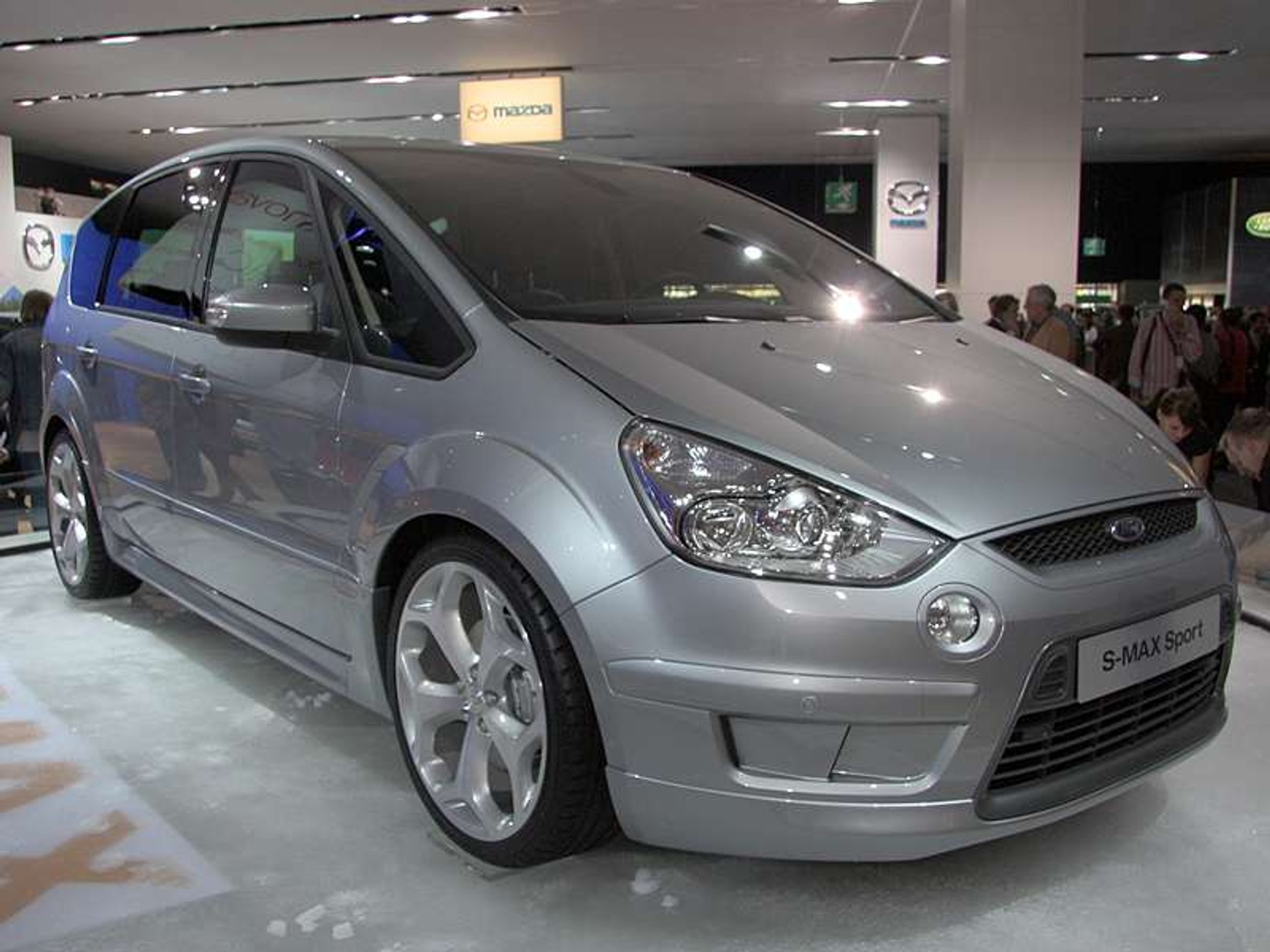 Paryż na żywo: fotogaleria z targów – Pierwszy dzień targów (1/2)