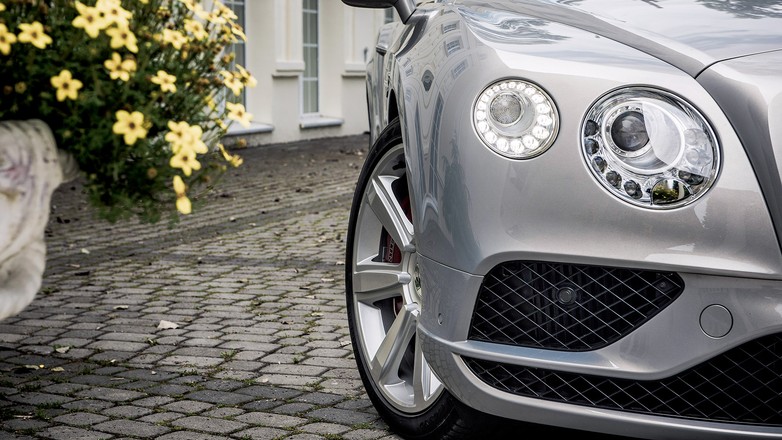 Bentley Continental GTC vs Mercedes S 500 kabriolet – nowa sytuacja