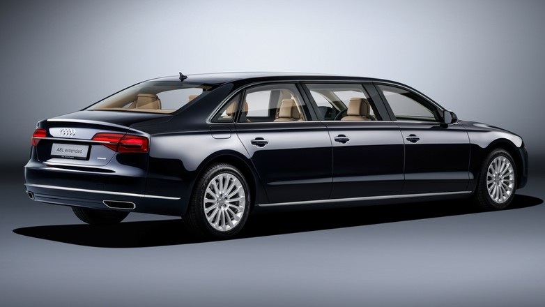 Audi A8 L extended - 6- drzwiowy model