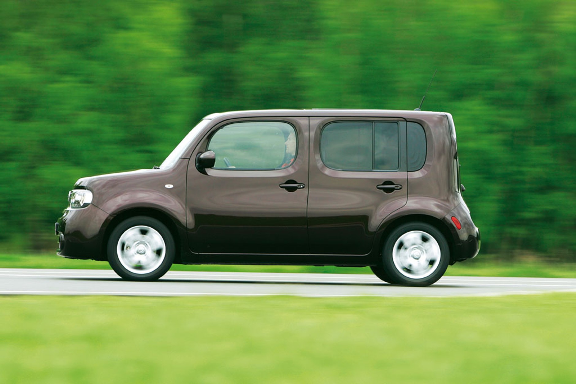 Nissan Cube 1.6: Nowicjusz na polskich drogach
