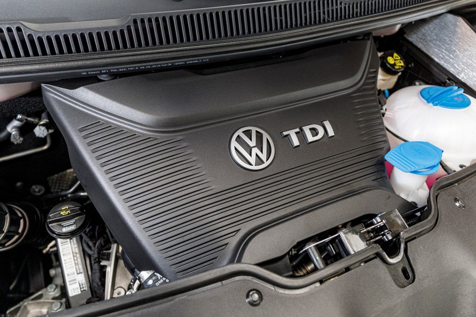 VW Multivan 6.1