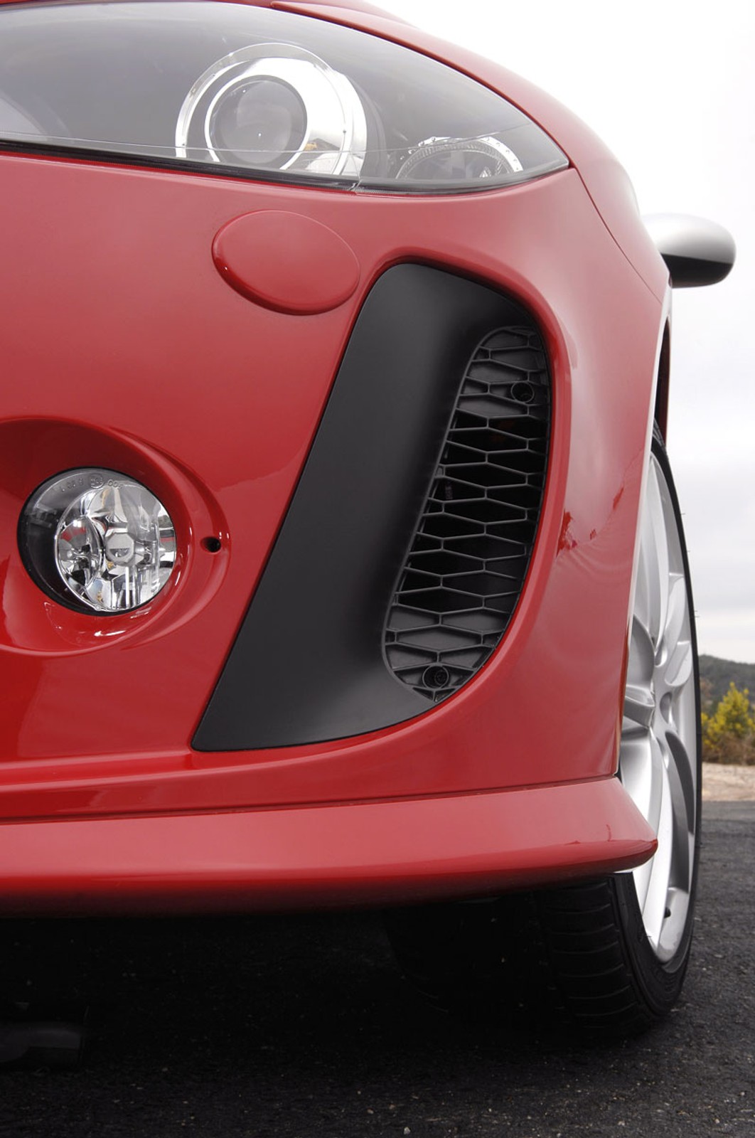 Seat Leon Linea R: kolejny usportowiony Leon