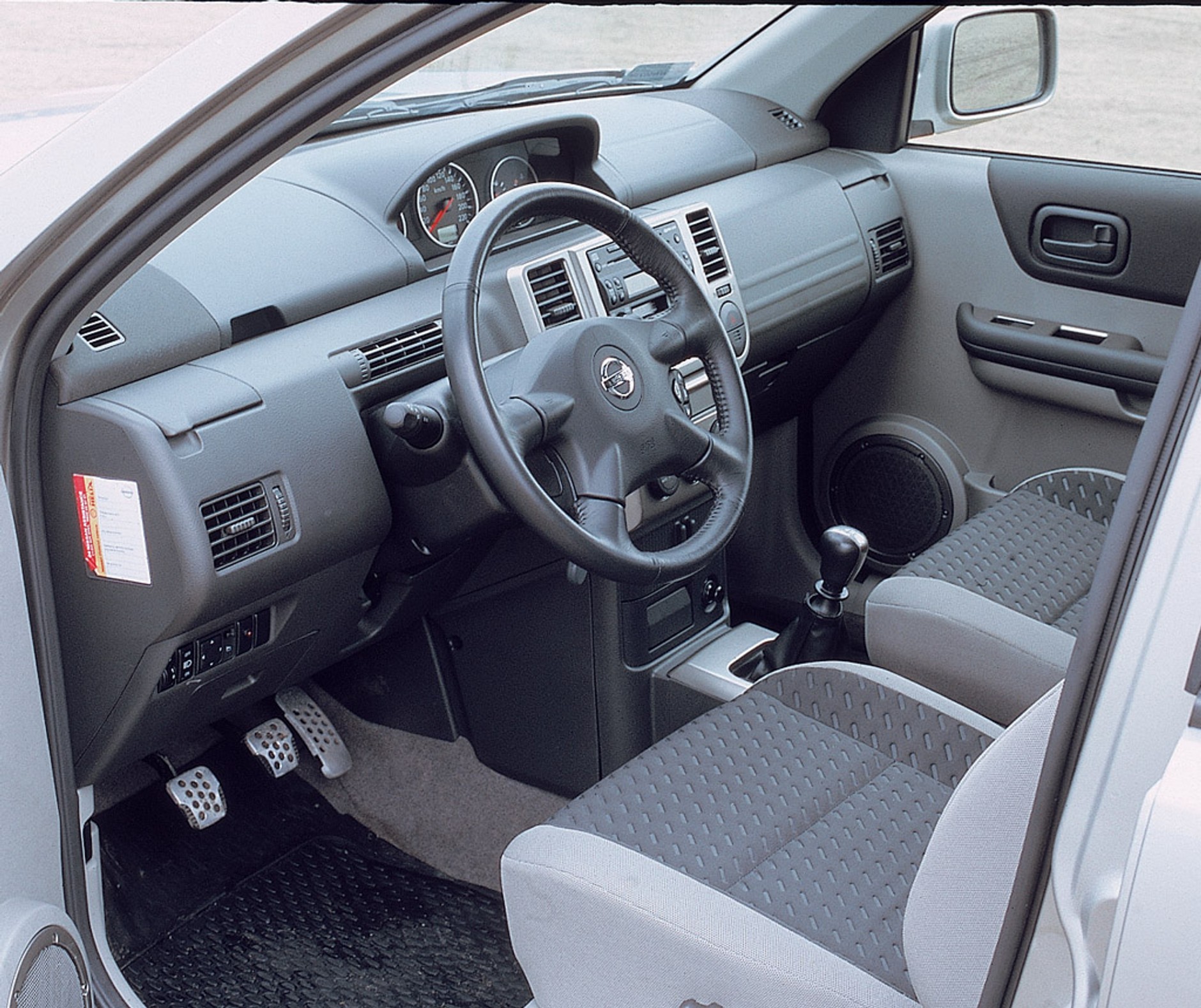 Honda CR-V kontra Nissan X-Trail i Toyota RAV4: pojedynek na szczycie