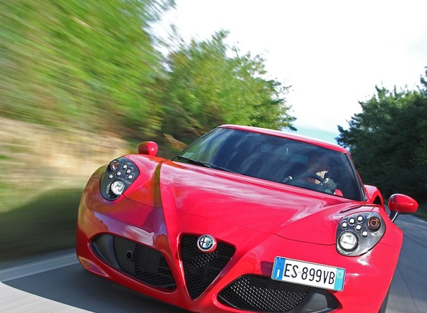 Alfa Romeo 4C: powrót do lekkości