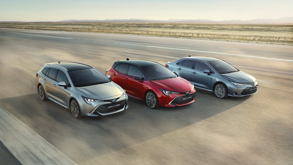 TOYOTA Corolla zbiorowe premiera
