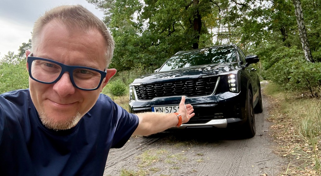 Jeździłem Kią Sorento w hybrydzie. Zaskakujące auto