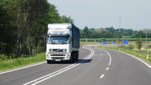 Drogi 2+1 miały być fenomenem w Polsce, ale wyszło, jak wyszło. Odpowiadamy, czym są i po co powstały