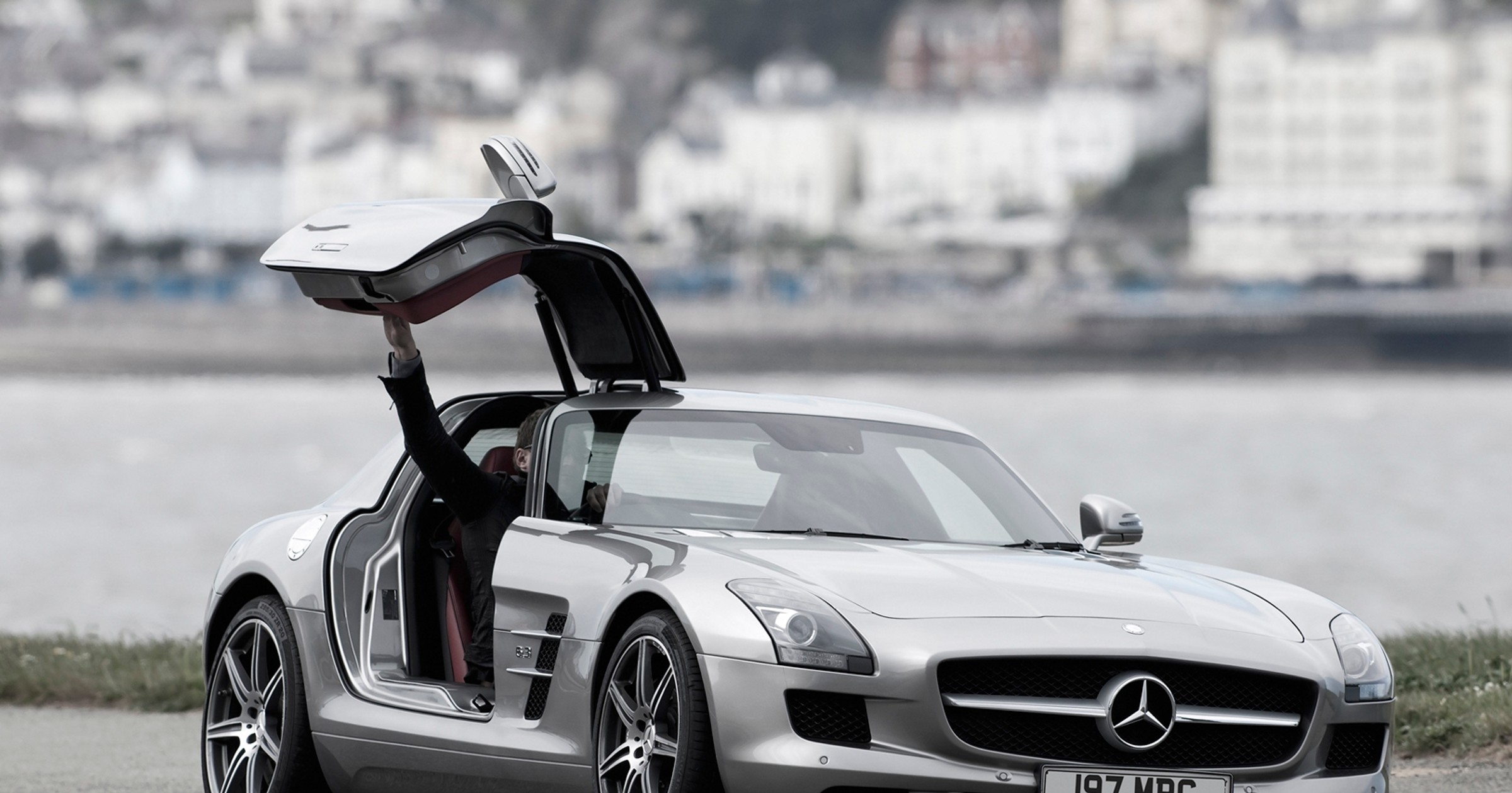 Mercedes SLS AMG