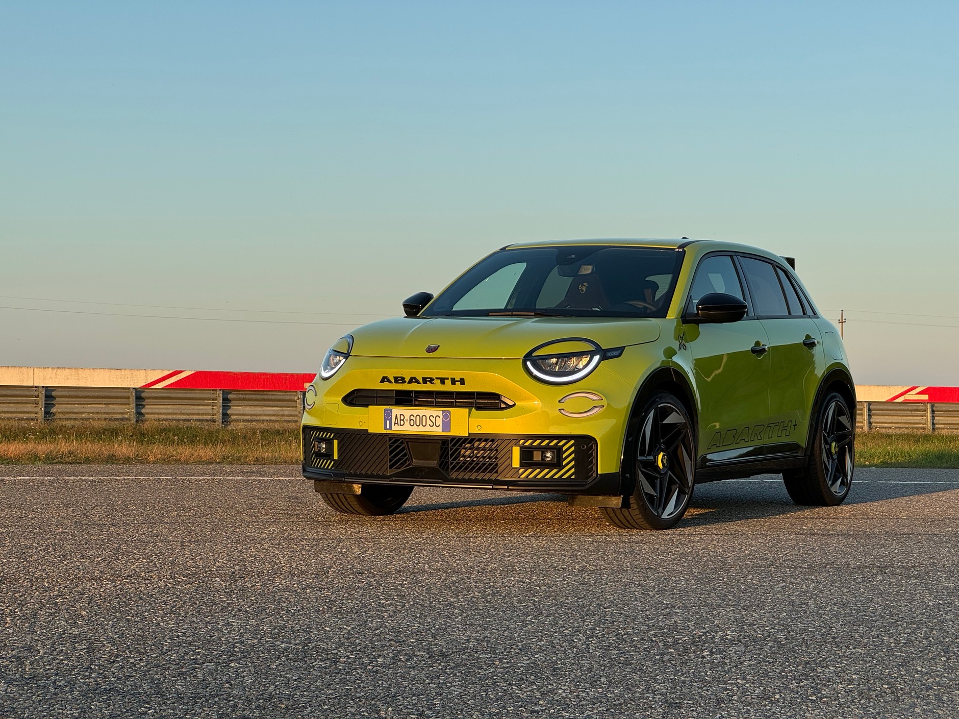 Abarth 600e