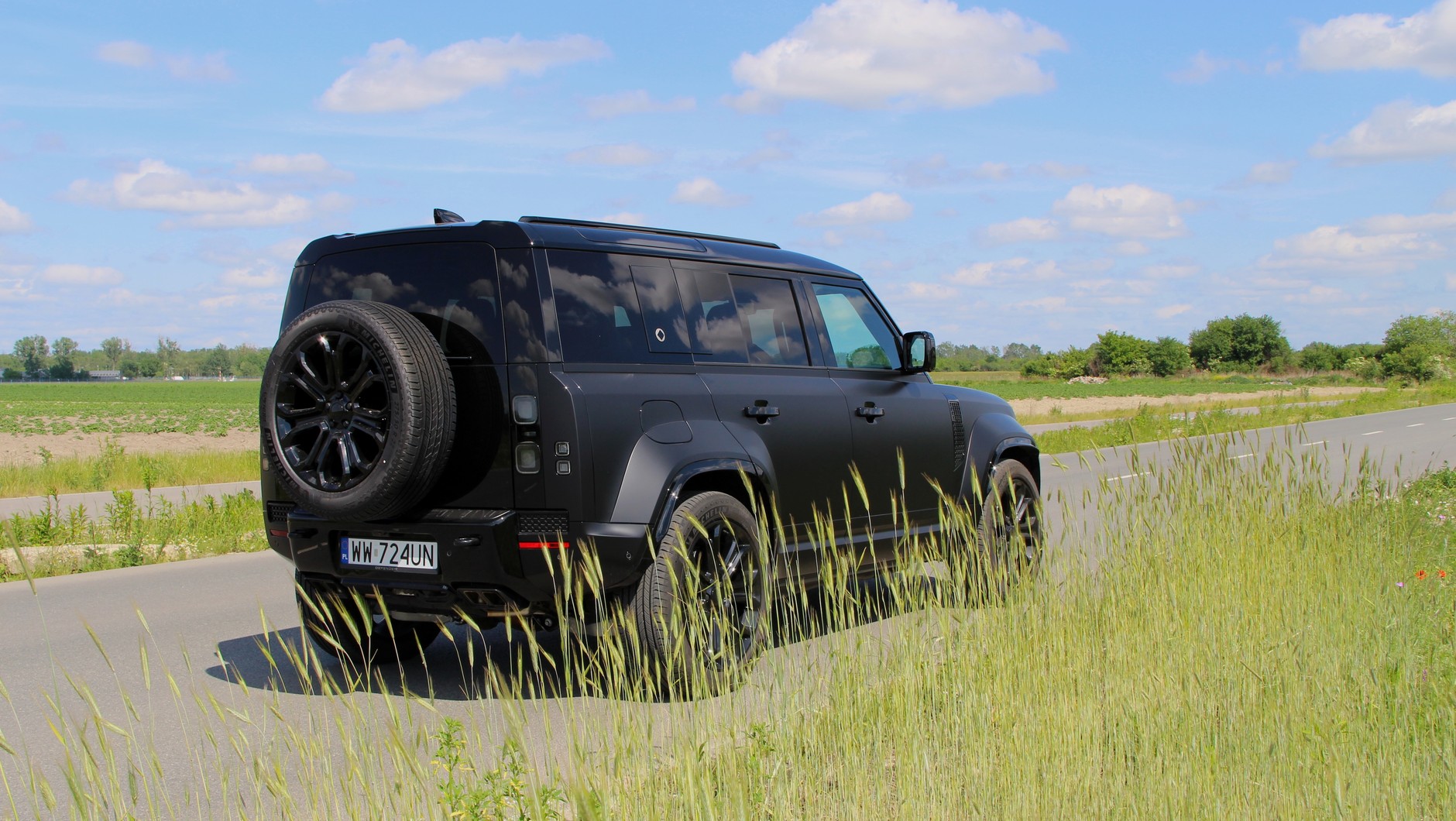 Land Rover Defender OCTA