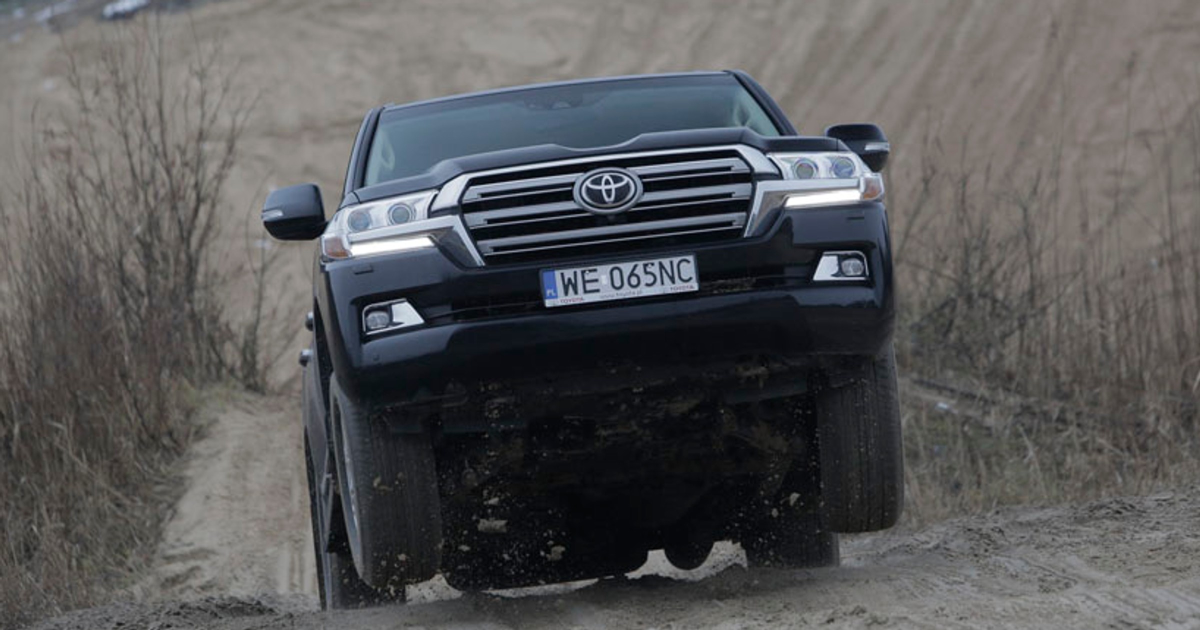 Toyota Land Cruiser V8 - zabili ją i wróciła!