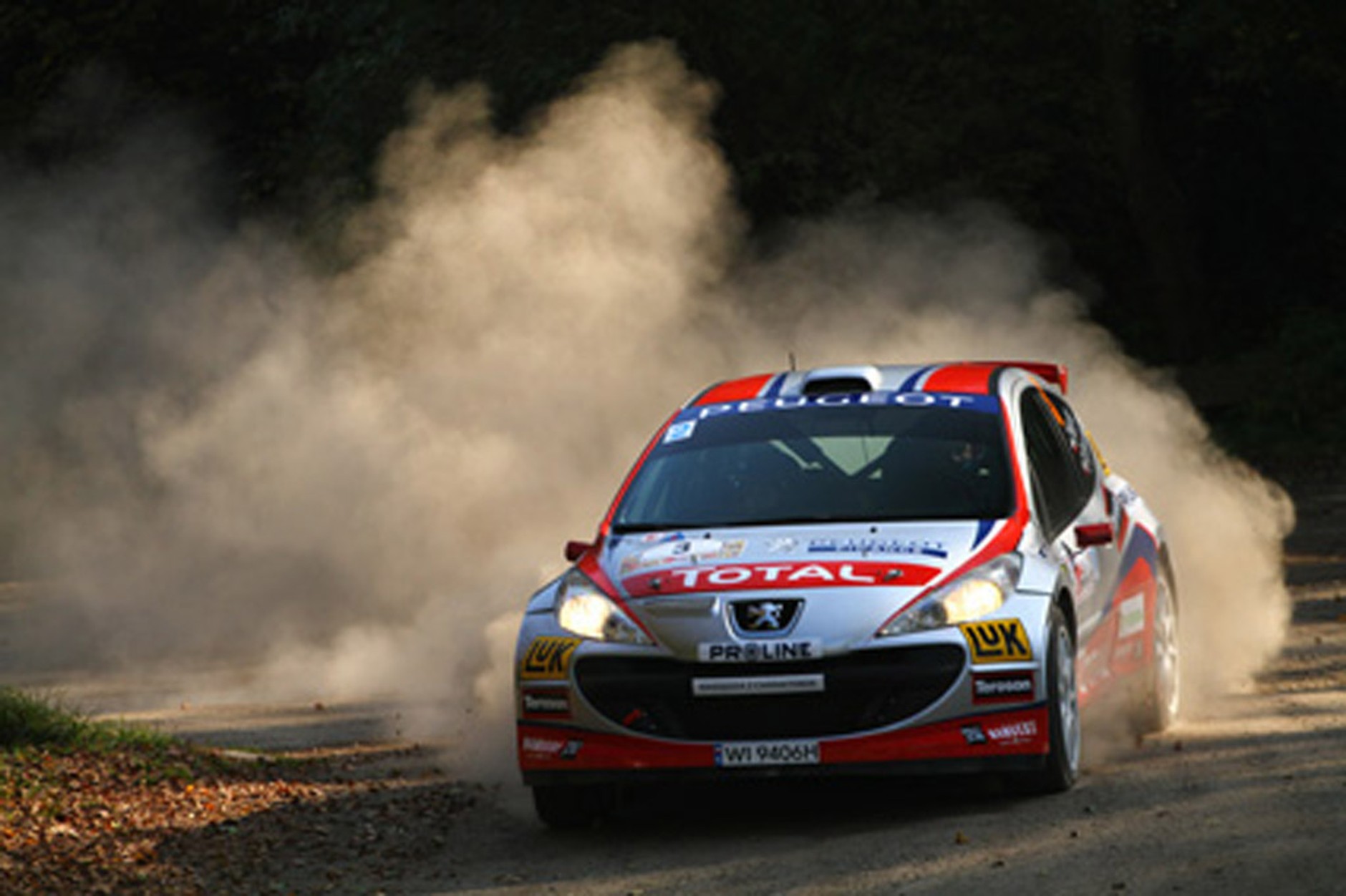 Jak działa napęd 4x4 w Peugeocie 207 S2000