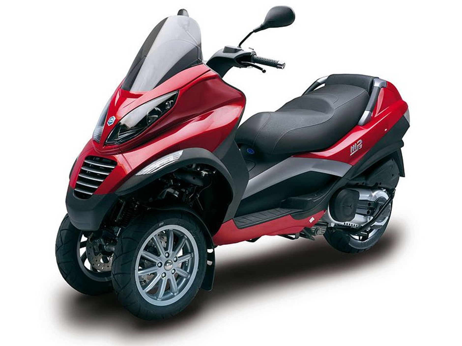 Gilera Fuoco 500 i Piaggio MP3 400: trójkołowcem do pracy