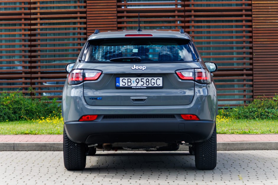 Jeep Compass 4XE