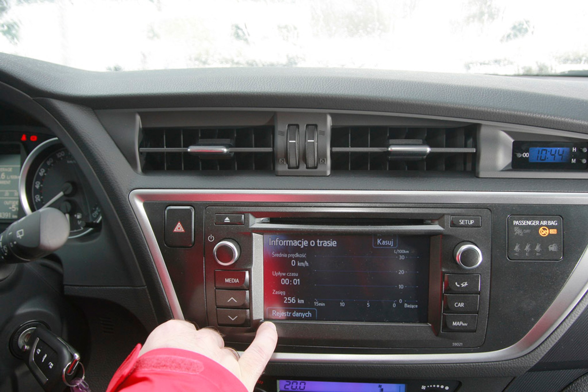 Auto Świat Test Team sprawdza nową Toyotę Auris - zdjęcia