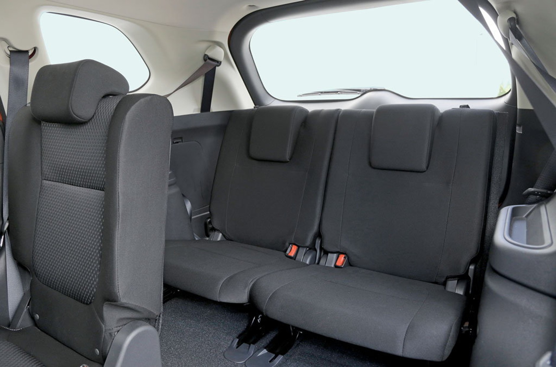 Mitsubishi Outlander 394 punkty