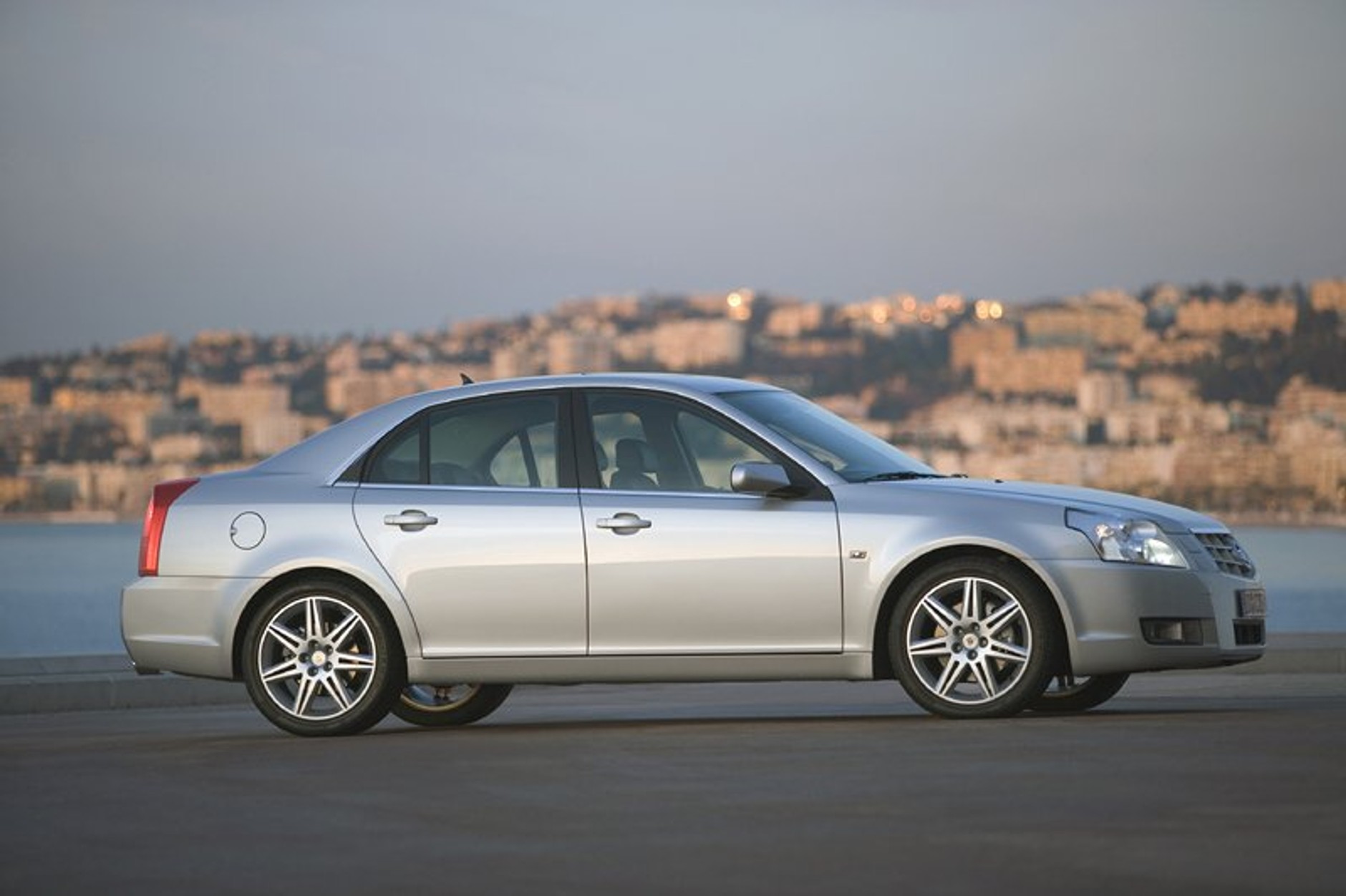 Cadillac BLS: po trzech latach zakończono produkcję