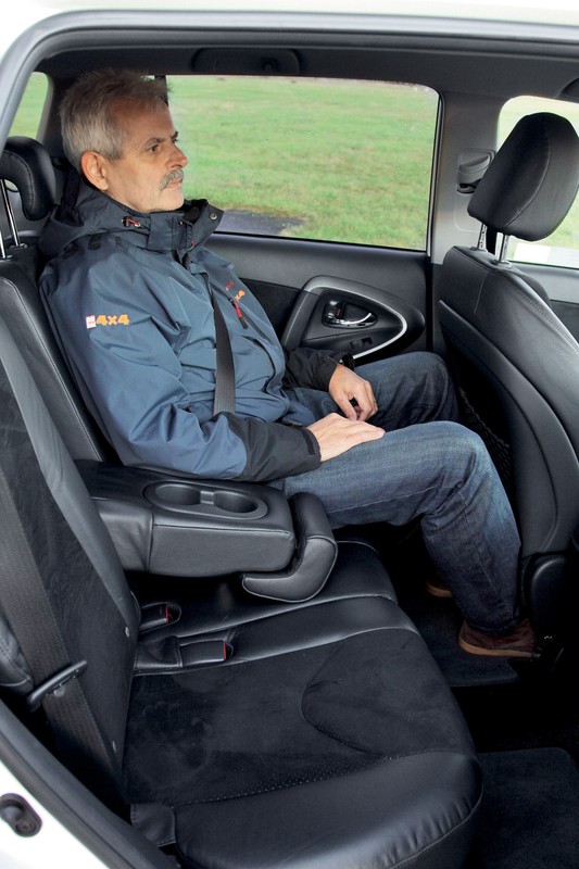 Toyota RAV4: w czym tkwi jej sukces
