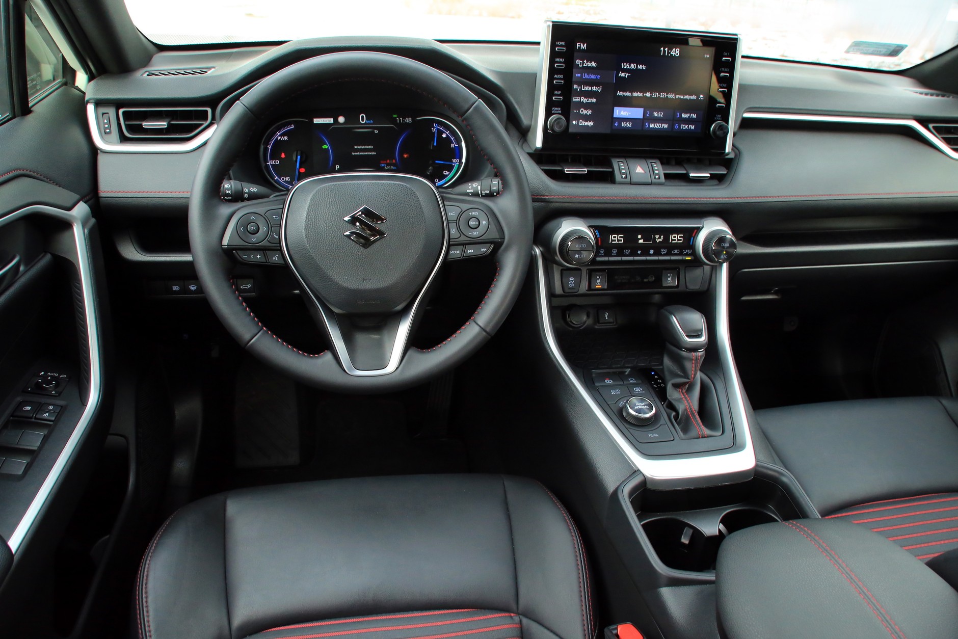 Suzuki Across 2.5 Plug-in Hybrid AWD