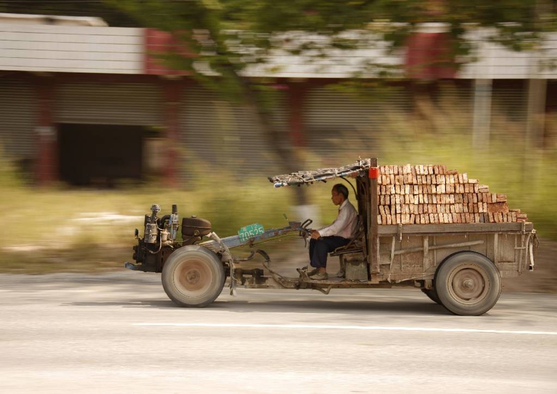 Audi Q3 na chińskich drogach: zobaczcie co jeździ za Wielkim Murem
