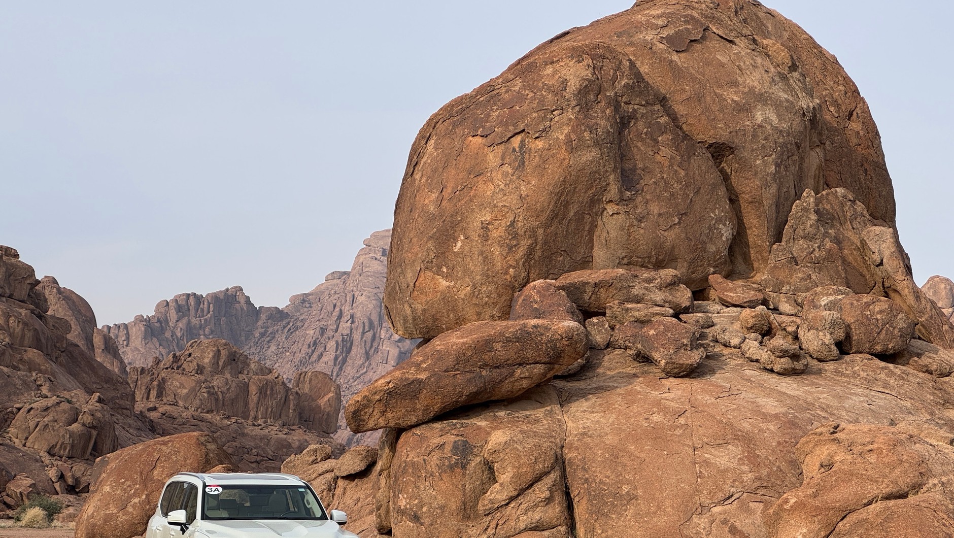 Toyota Land Cruiser 300