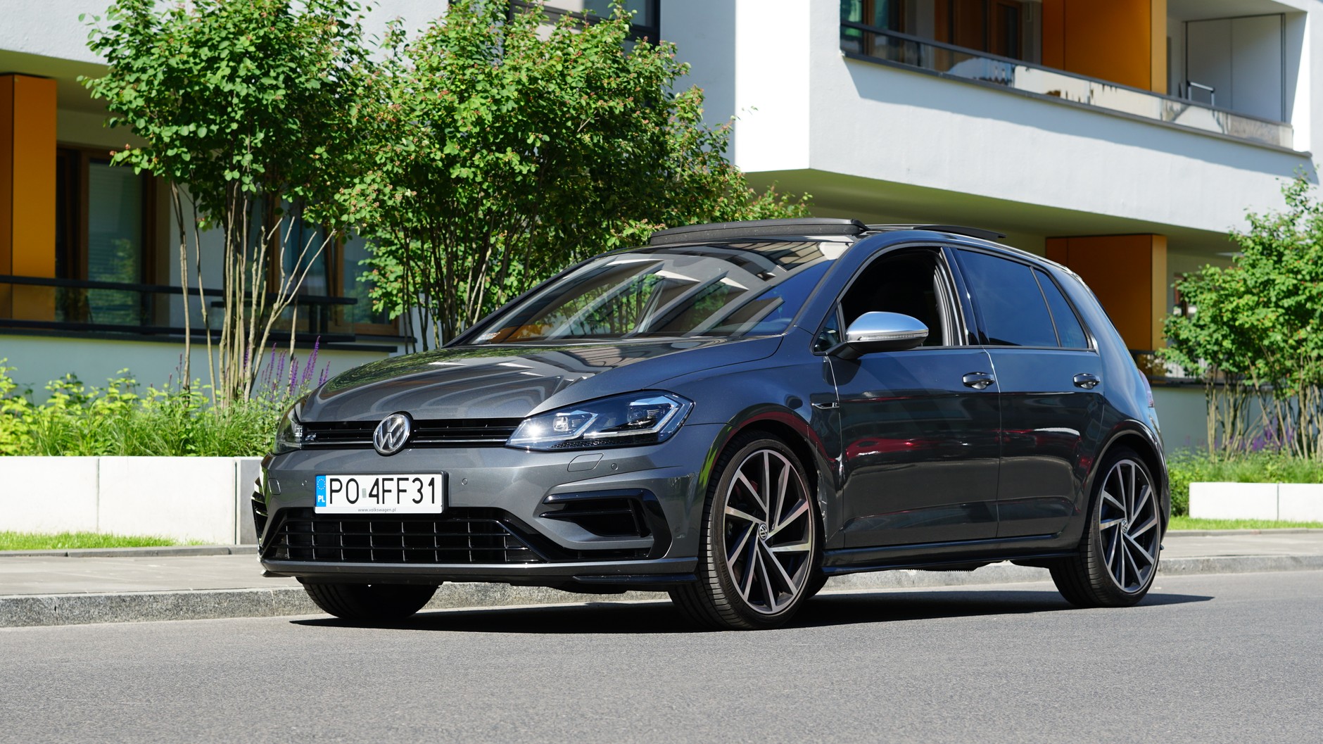 Volkswagen Golf R