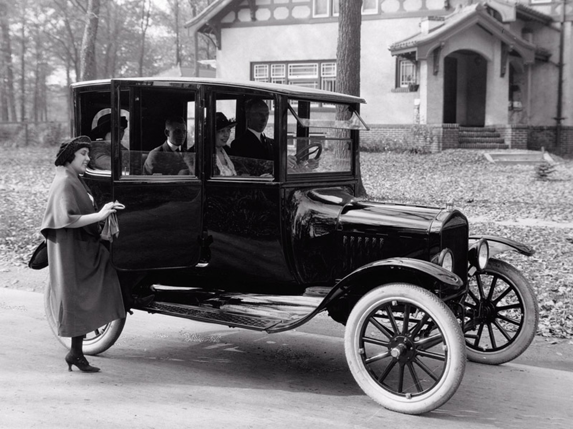 Ford Model T ma sto lat, na zlot przyjechało 750 (fotogaleria)