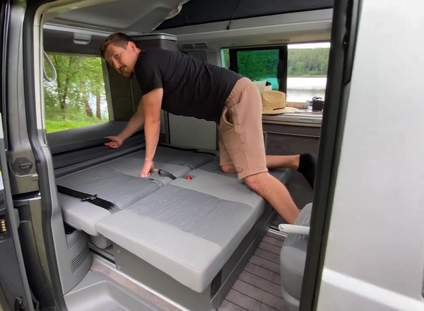 Czy wakacje w takim samochodzie to dobry pomysł?