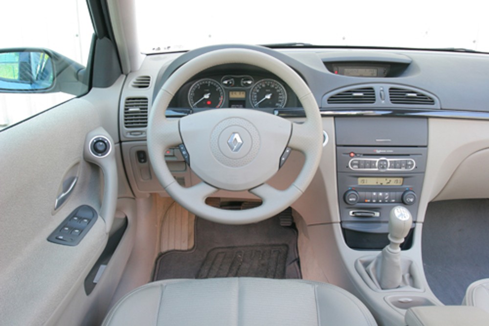 Renault Laguna - Oszczędny elegant