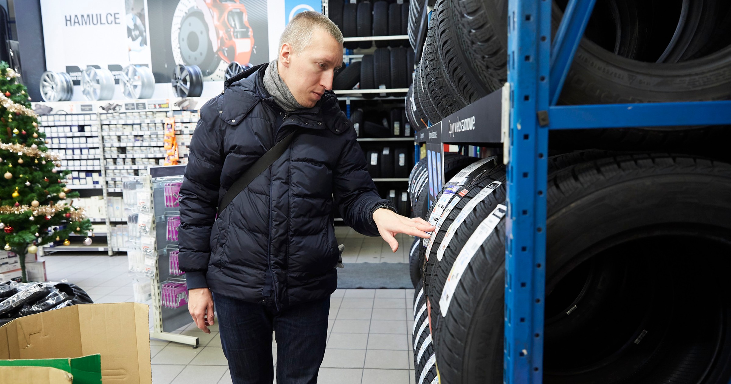 Opony w ciągu ostatnich lat wyraźnie podrożały, bo wzrosły koszty ich produkcji i transportu. Sprzedaż w niektórych segmentach już się załamała