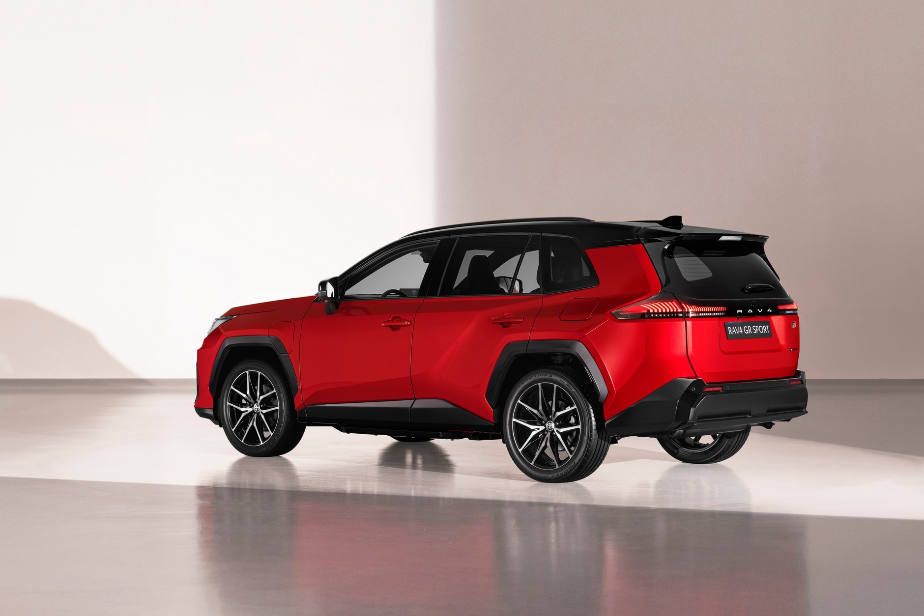 Nowa Toyota RAV4 2026 GR Sport