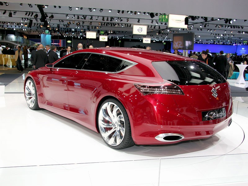 IAA Frankfurt 2007: Suzuki Kizashi – atak na klasę średnią