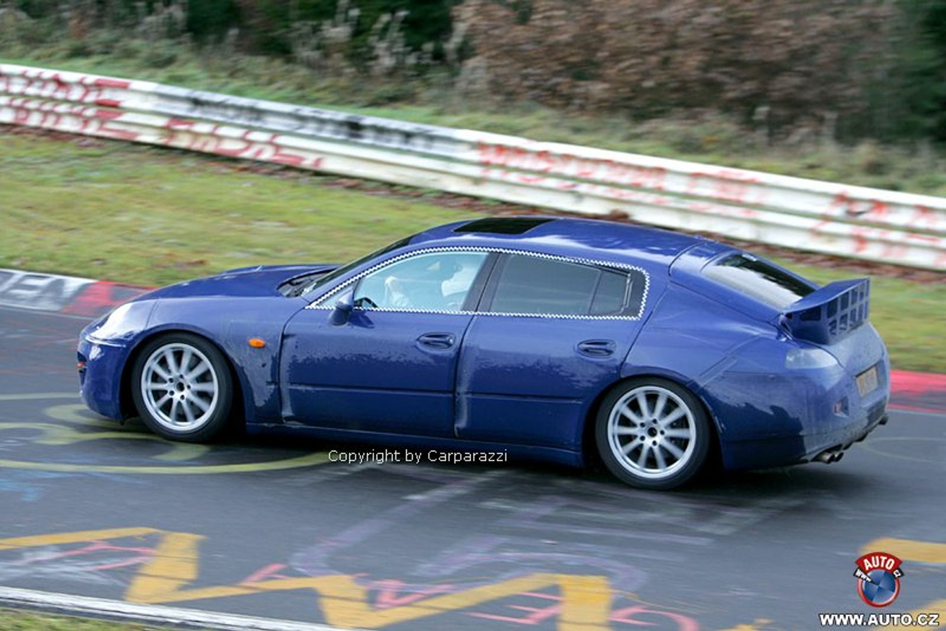 Porsche Hybrid: silnik elektryczny i 6-cylindrowiec 3,6 FSI