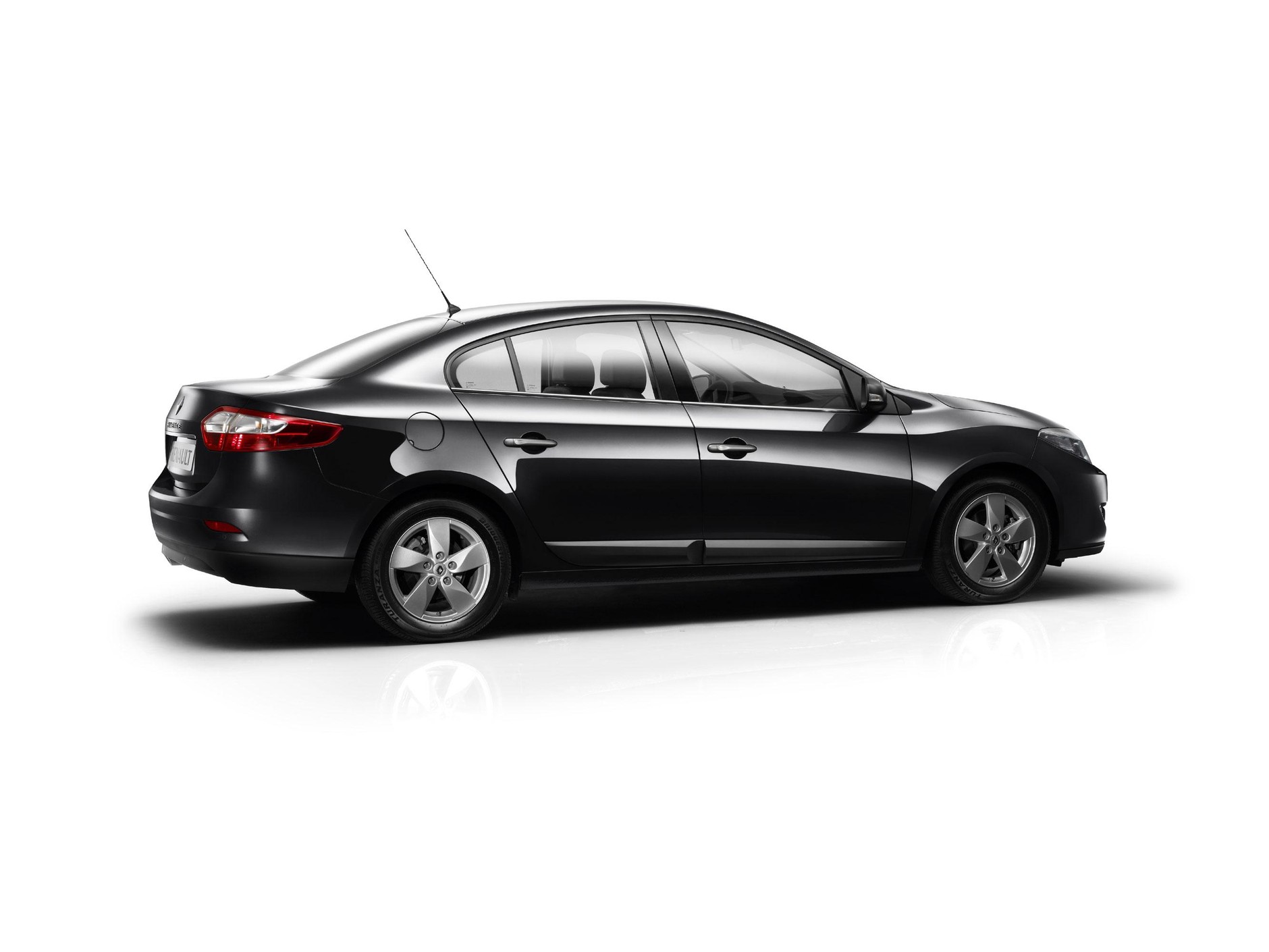 Renault Fluence - Kompaktowy sedan przyjedzie z Turcji