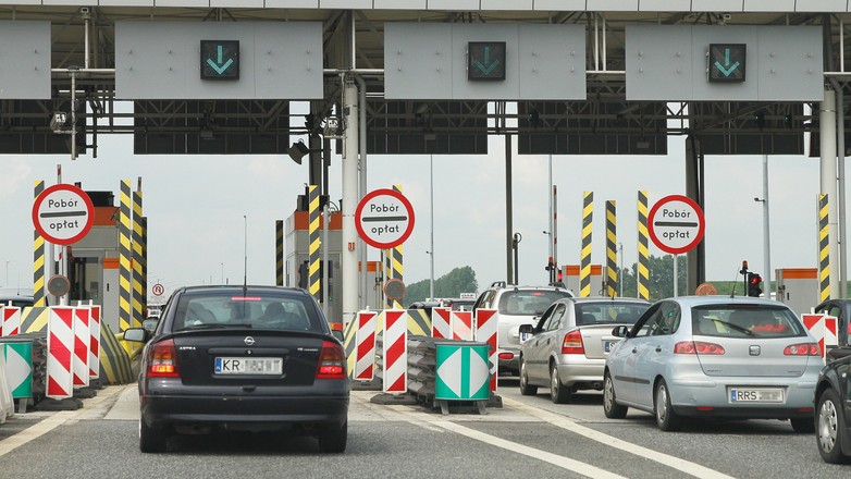 Bramki autostrady mogą się zakorkować w długi weekend.