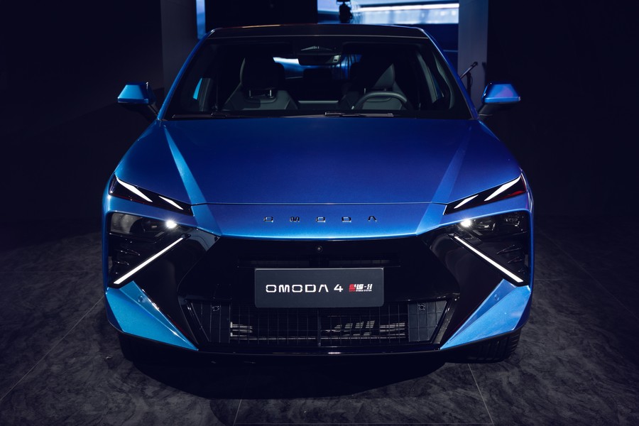 Omoda 4