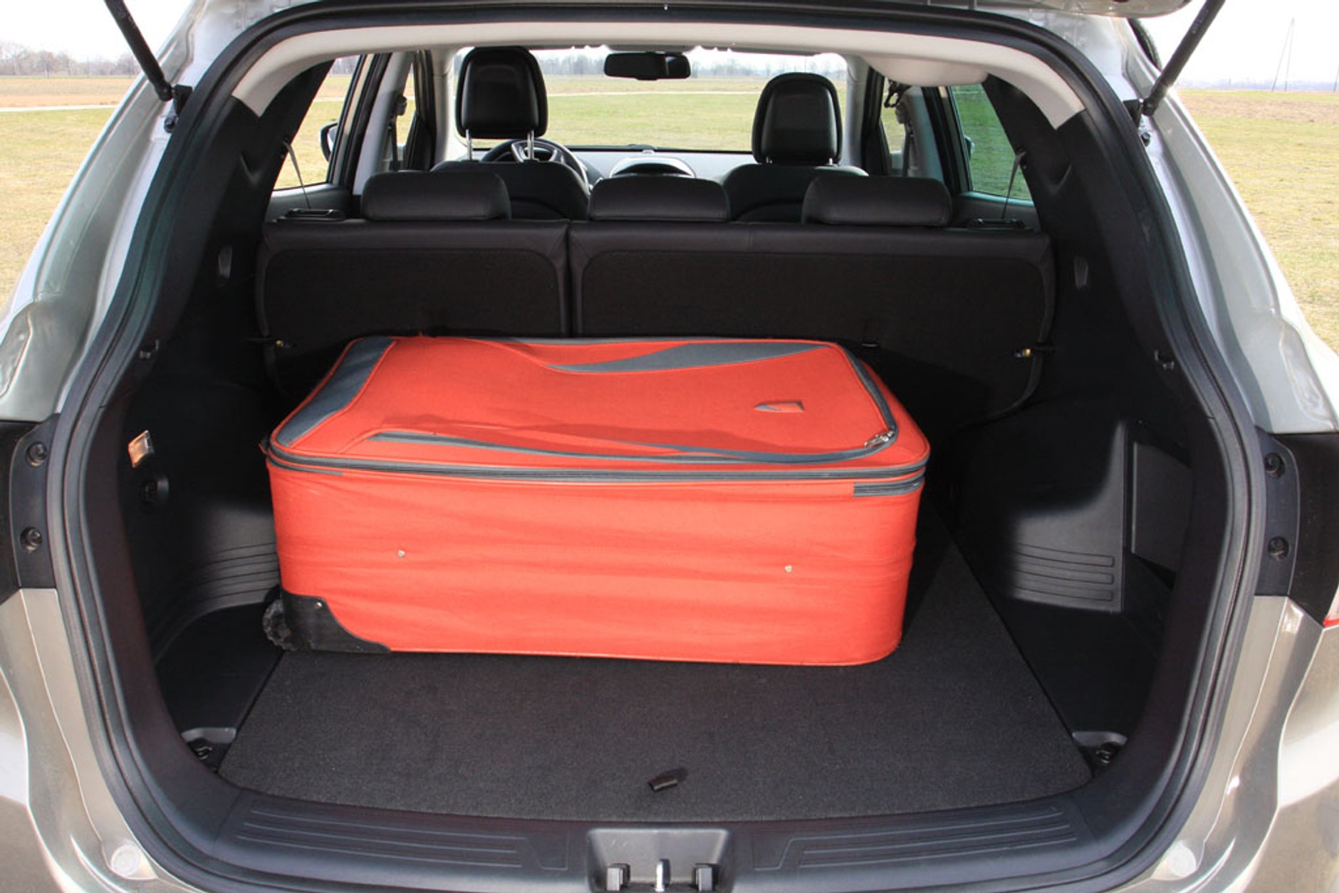 Hyundai ix35 2.0 CRDi Style: Prztyczek w nos dla konkurencji