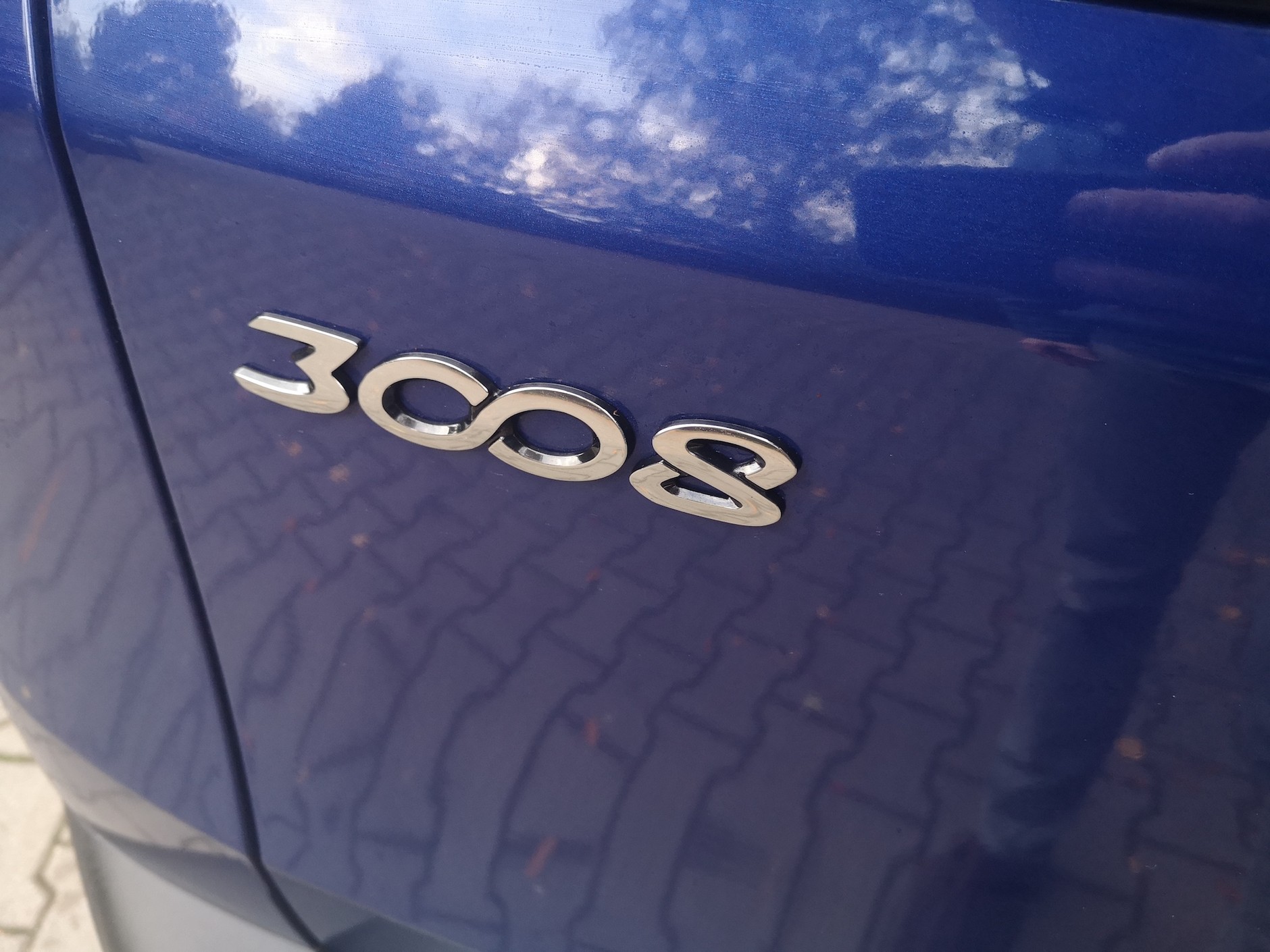 Peugeot 3008 PureTech 130 EAT8