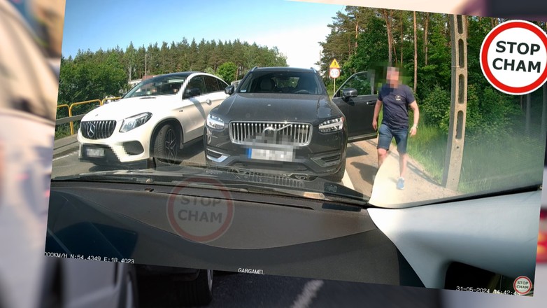 Agresywny kierowca Volvo został nagrany (youtube.com/@STOPCHAM)