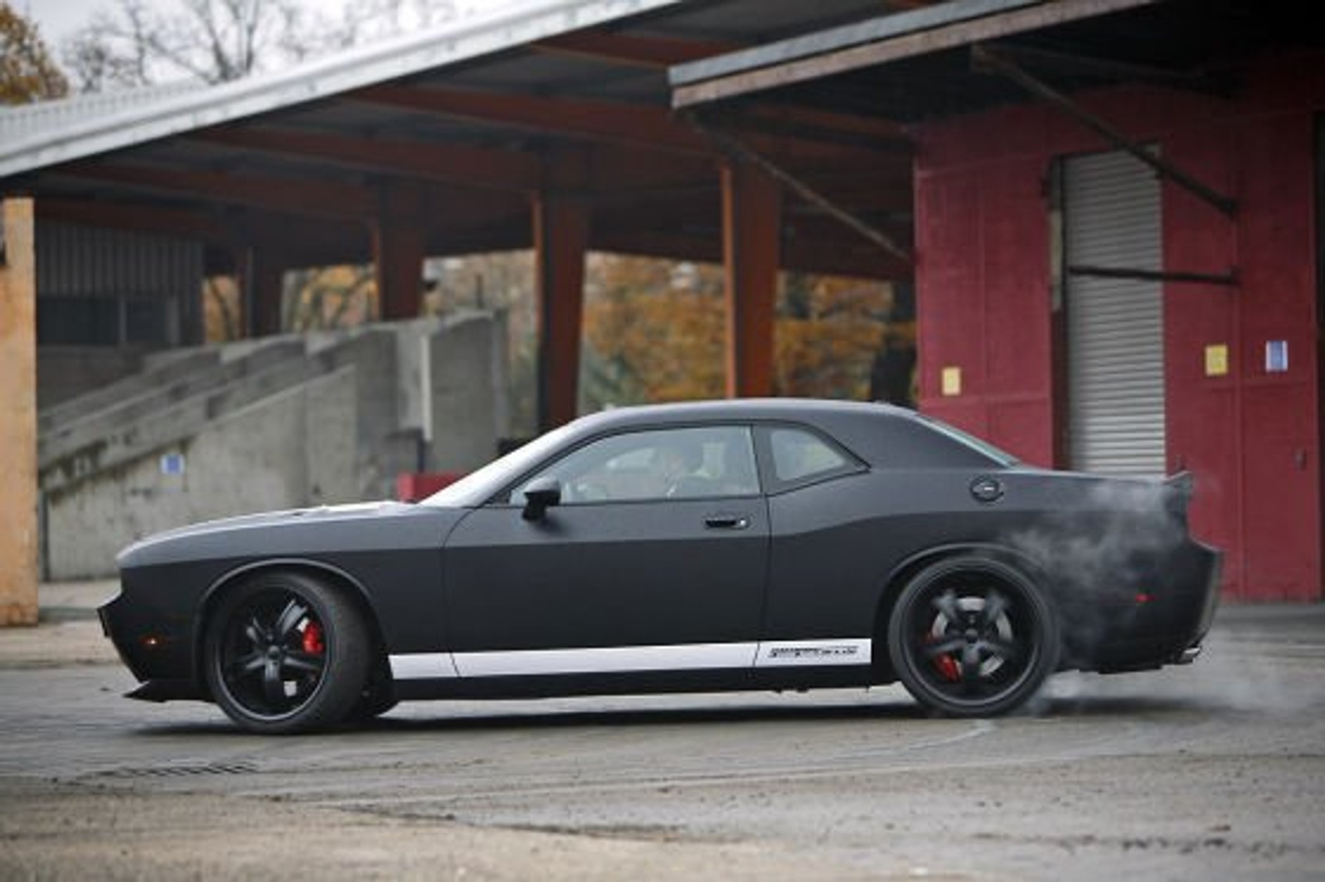 Camaro kontra Challenger i Mustang - V8 po tuningu wiele potrafi