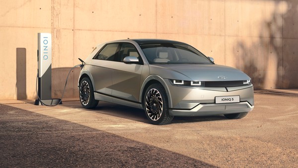 Ioniq 5 – elektryczny nowy początek