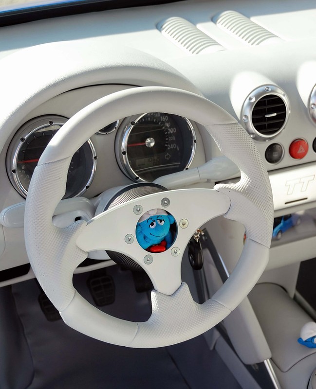 Garaż tunera: VW Lupo – wózek Papy Smerfa
