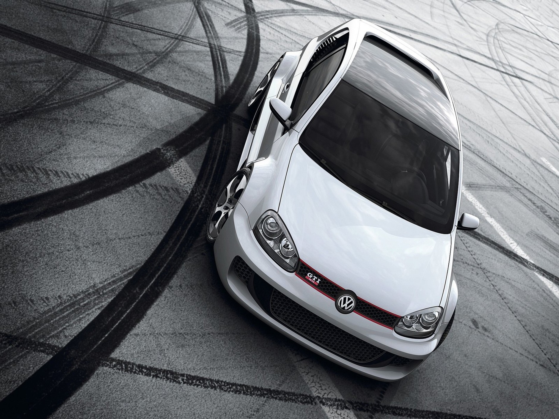 VW Golf GTI W12
